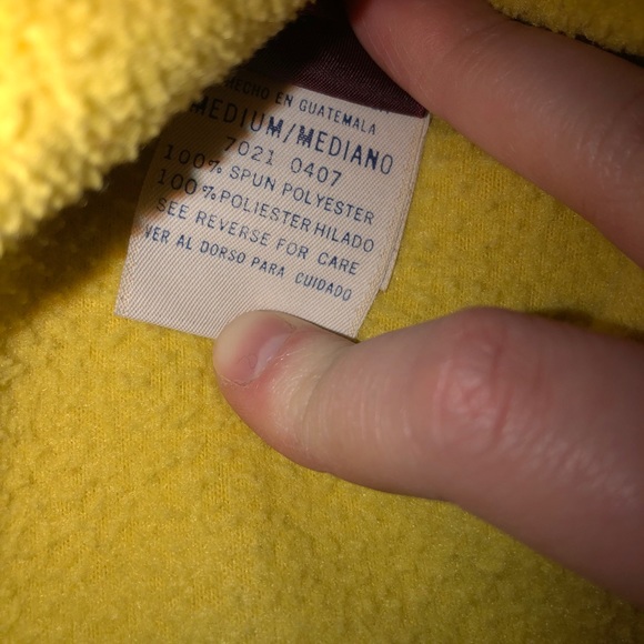 Yellow jacket - Picture 2 of 2